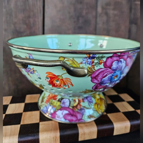 Mackenzie Childs Flower Market Green Large Colander - Picture 2 of 6